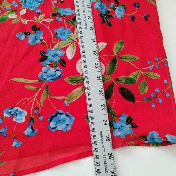 Calvin Klein Top Womens Size 1X Red Floral Lightweight Flowy Relaxed Casual - Picture 7 of 8
